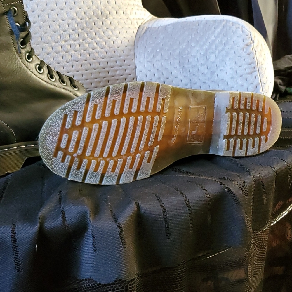 Brand New Dr.  Martens - Picture 3 of 5